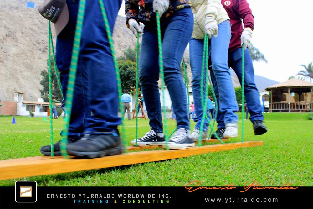 Bogotá - Bogotá - Colombia Talleres de Cuerdas | Taller de Trabajo en Equipo para Empresas